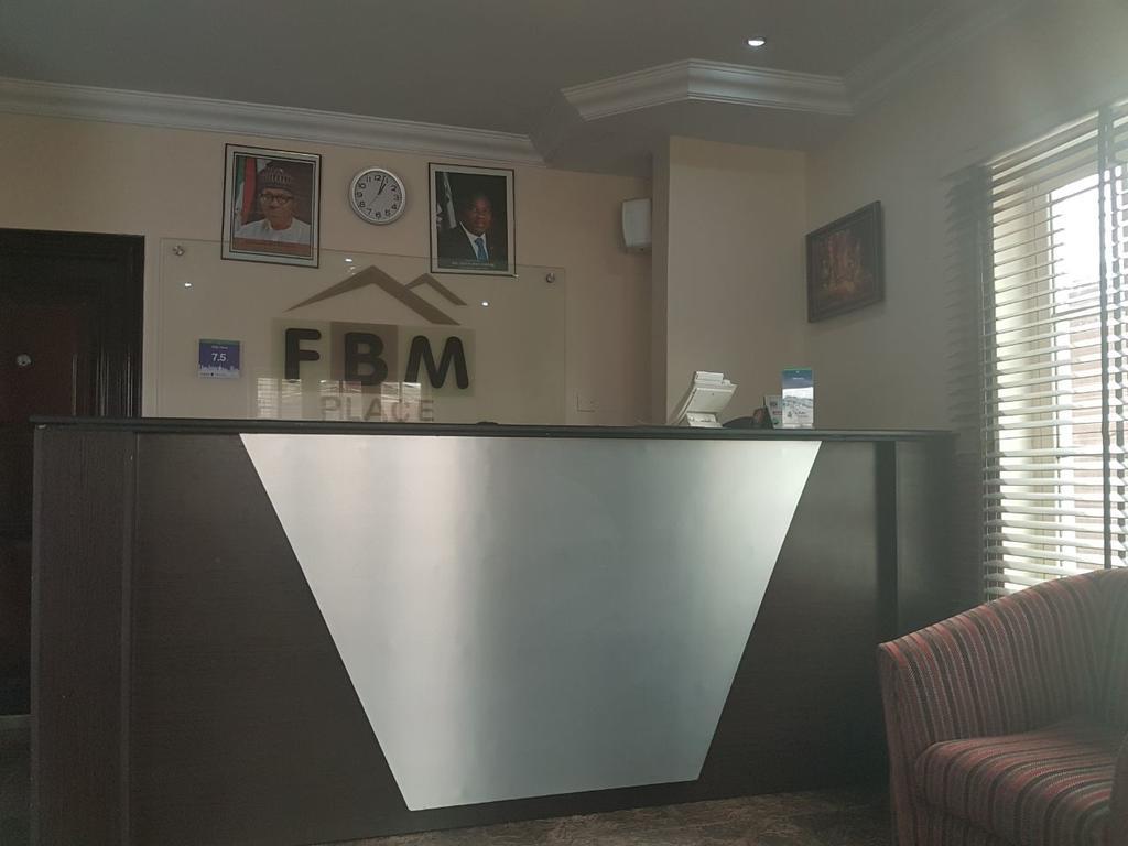 Fbm Place Guest House Agun Екстериор снимка